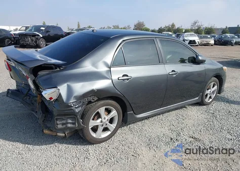 2011 Toyota Corolla S z USA, uszkodzony, nr VIN 2T1BU4EE9BC749431